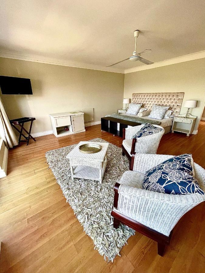 11 Westcliff Rentals Hermanus Luaran gambar