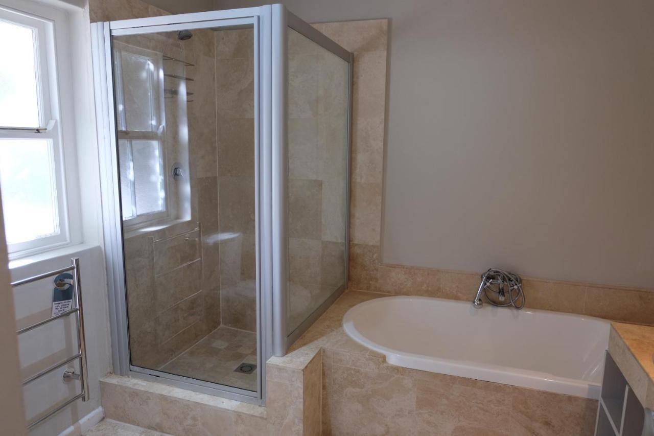 11 Westcliff Rentals Hermanus Luaran gambar