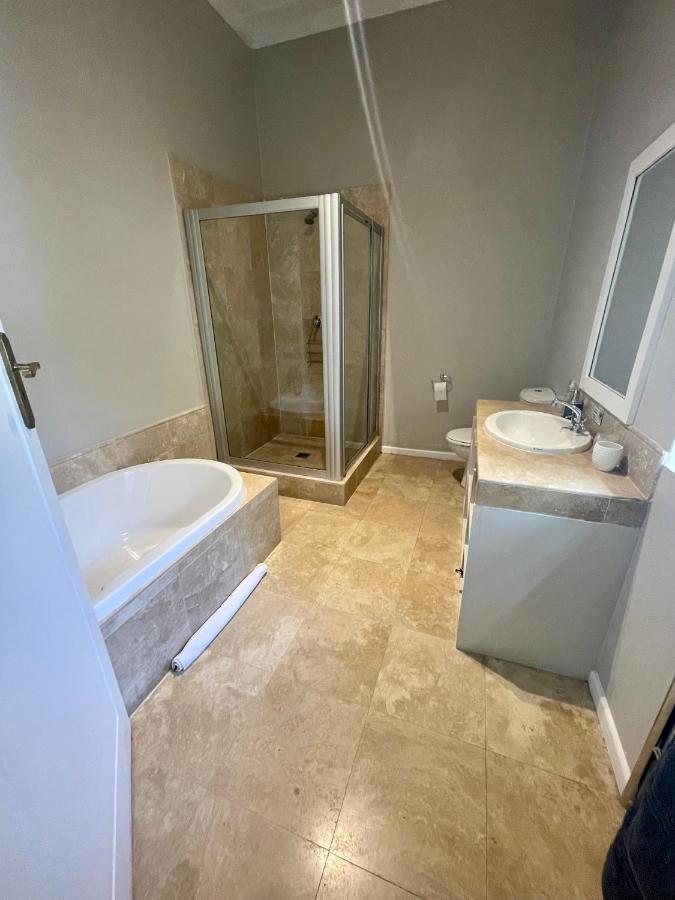 11 Westcliff Rentals Hermanus Luaran gambar
